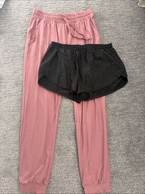 Old Navy Active Bundle 2 Layered Shorts & Jogger Pant